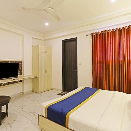 Hotel Almora Inn - Near By Delhi International Airport - With Free Airport Pickup And Drop 新德里 外观 照片