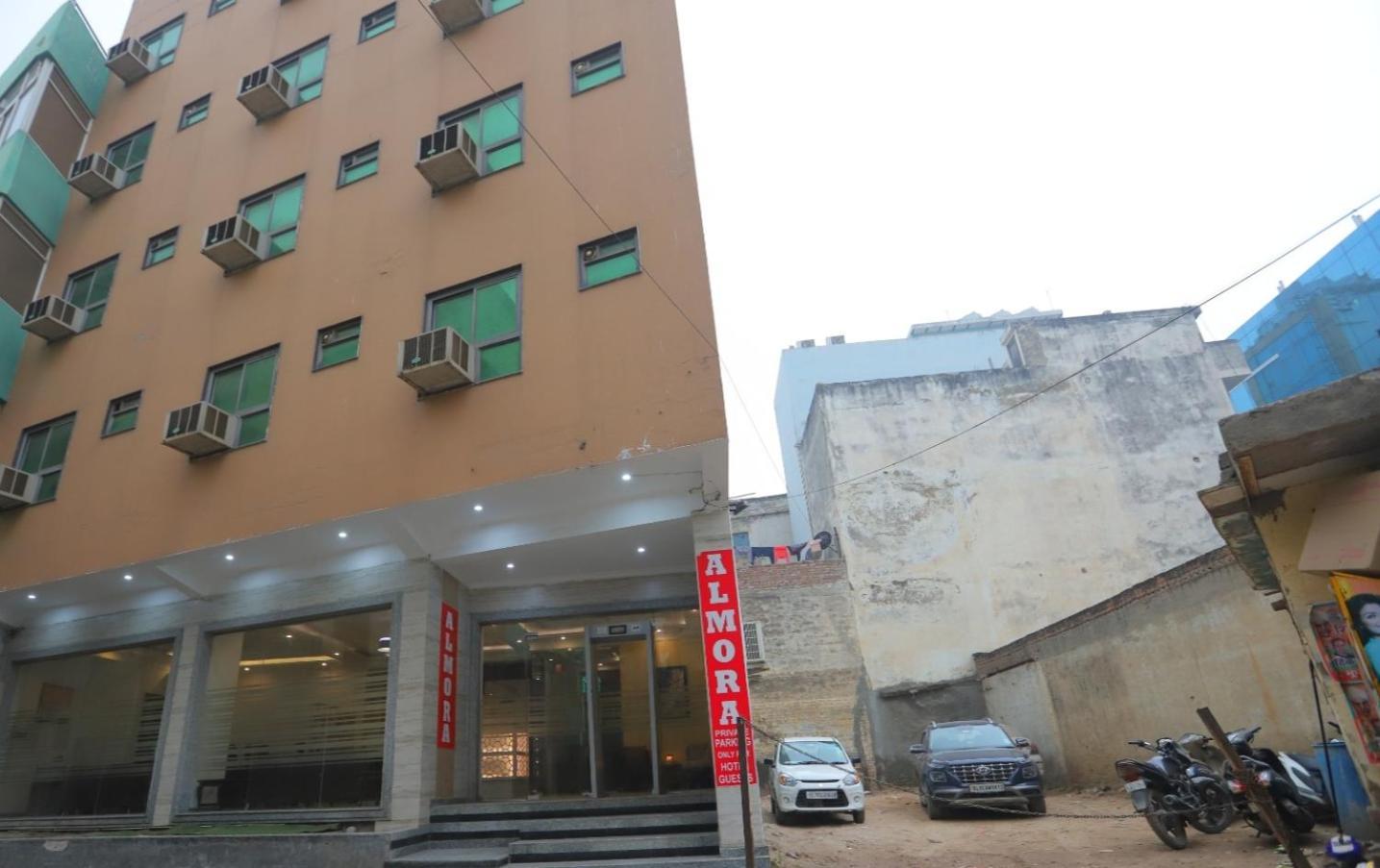 Hotel Almora Inn - Near By Delhi International Airport - With Free Airport Pickup And Drop 新德里 外观 照片