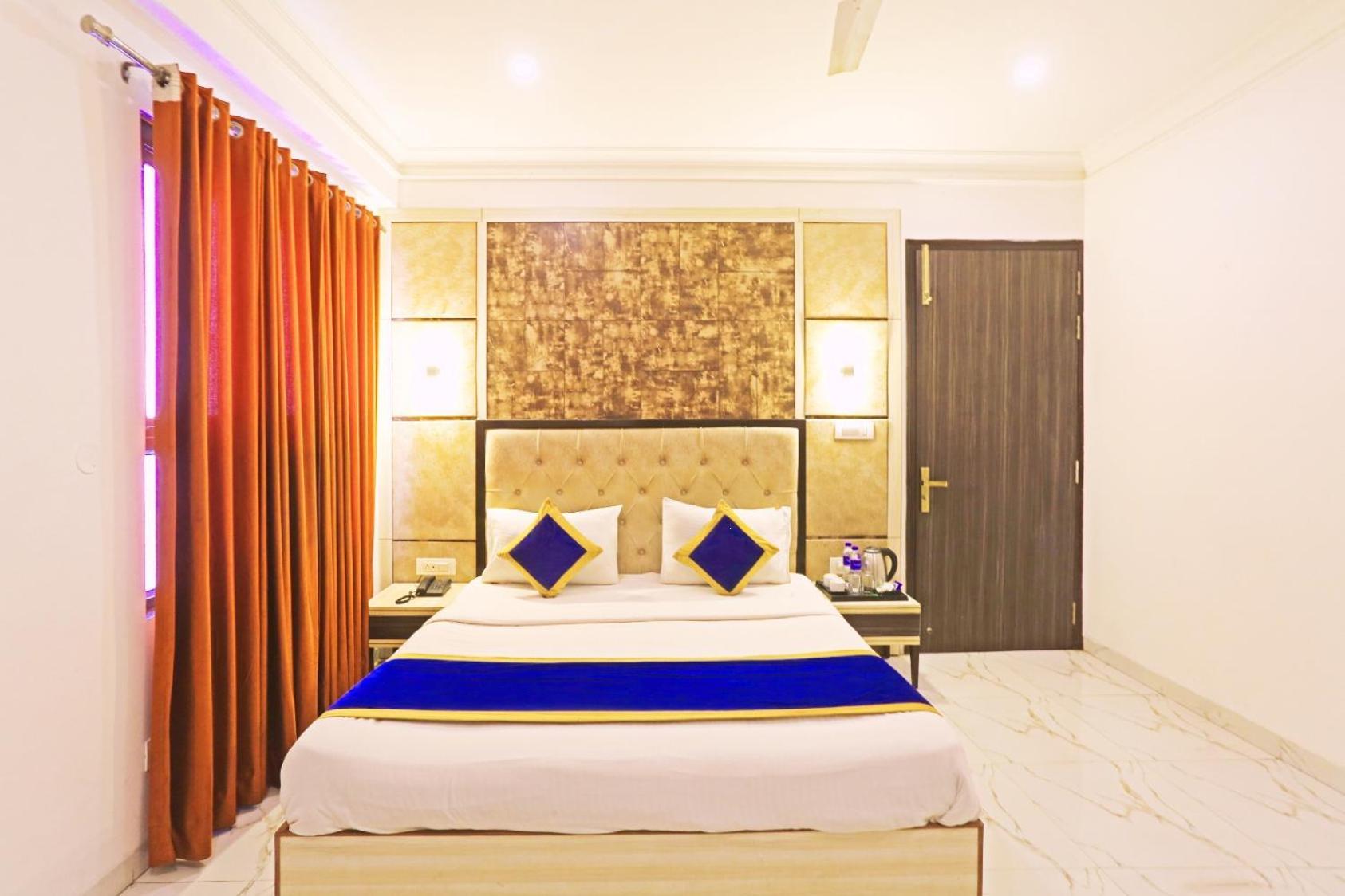 Hotel Almora Inn - Near By Delhi International Airport - With Free Airport Pickup And Drop 新德里 外观 照片